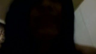 她坐在我身上说要吸干我