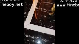 超帅中国18岁ktv直男少爷比赛打飞机射精给gay友们直播