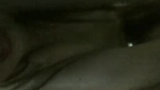 G闺蜜女友王东瑶和纹身锅盖头男友自拍