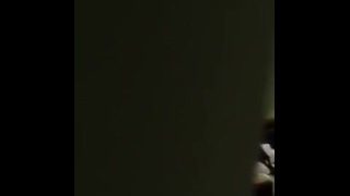 00后高中情侣在教室开车 微信公众号【资源库resource】