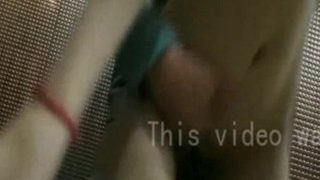 Chinese government official fuck karaoke whore in the bath room