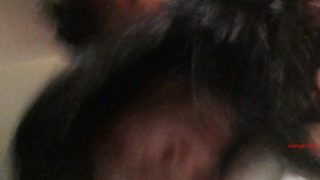 操大奶蜜桃臀蝴蝶穴女友，死死的捂着脸1