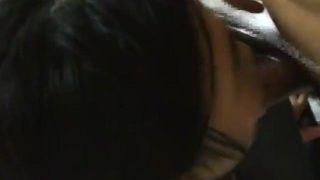 淘宝网店女客服穿着情趣内衣和掌柜在发货仓库