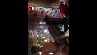 CHINESE CD 小语 秀妈与直男3P开火车