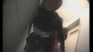高校生カップル盗撮 トイレで中出し