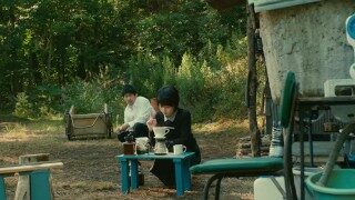 韩国三级《湿身的女人》（中文字幕）