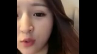 網紅肉感小美女半路上勾搭路人回家結果被各種爆操 mypornstation.com